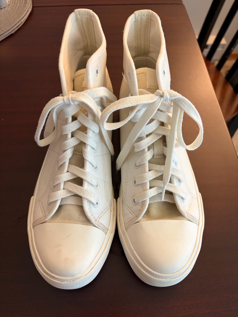 American Eagle high-top sneakers size 10